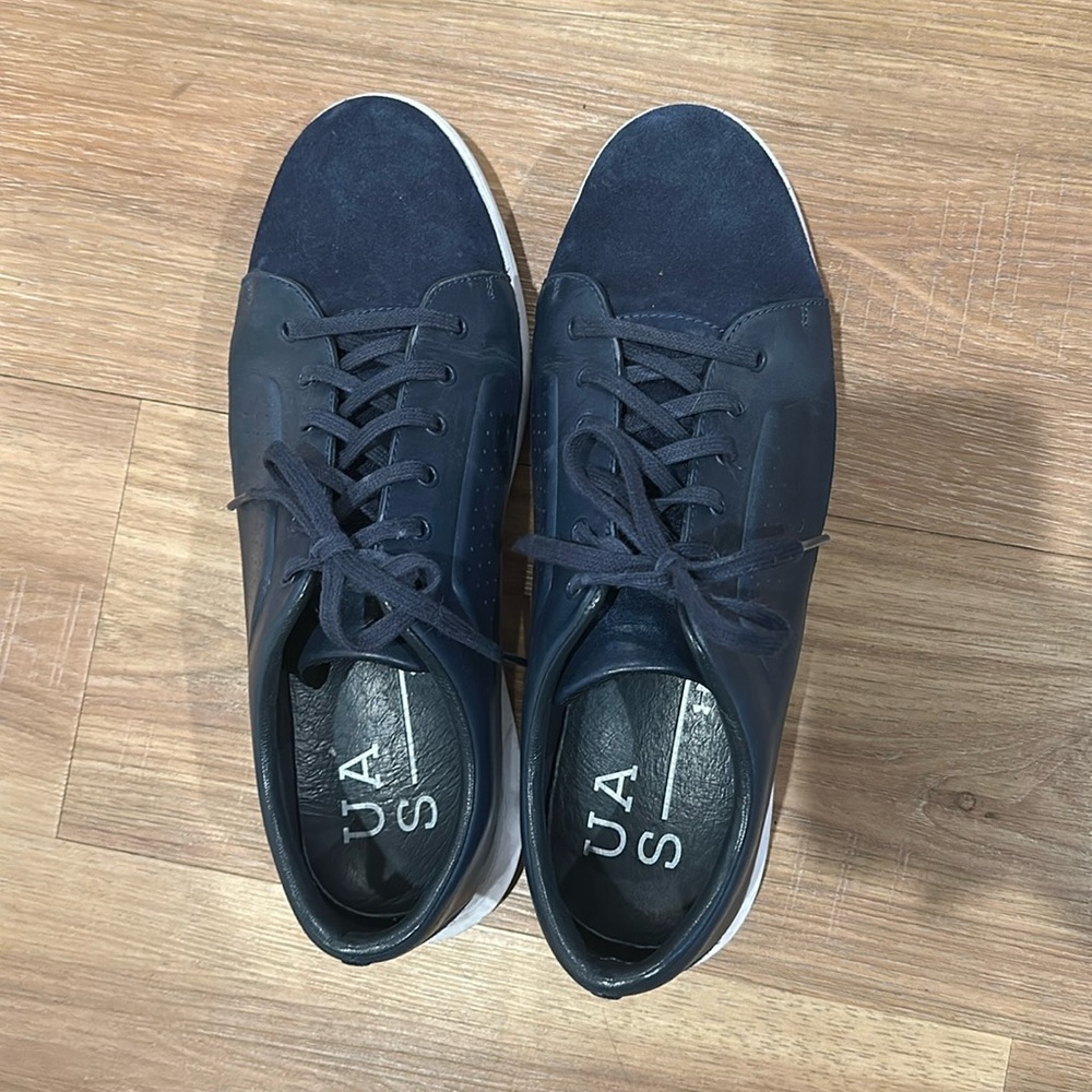 Under Armour Leather and Suede casual sneakers